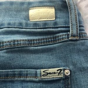 3/$25 🌻 Seven7 size 8, jeans